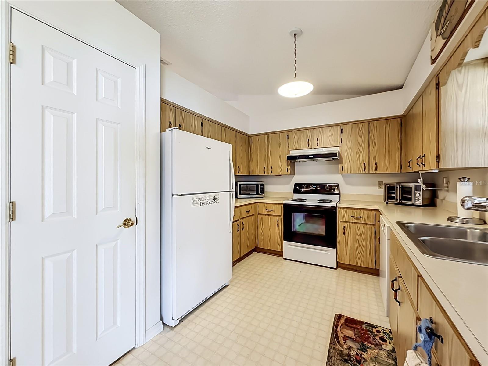 33909 Linda Ln Property Photo 30