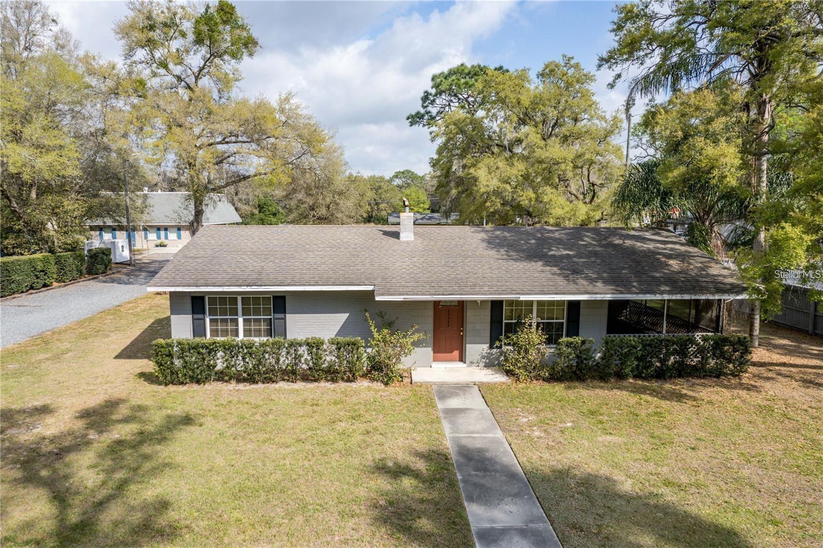 25525 Colmar Ave Property Photo 1