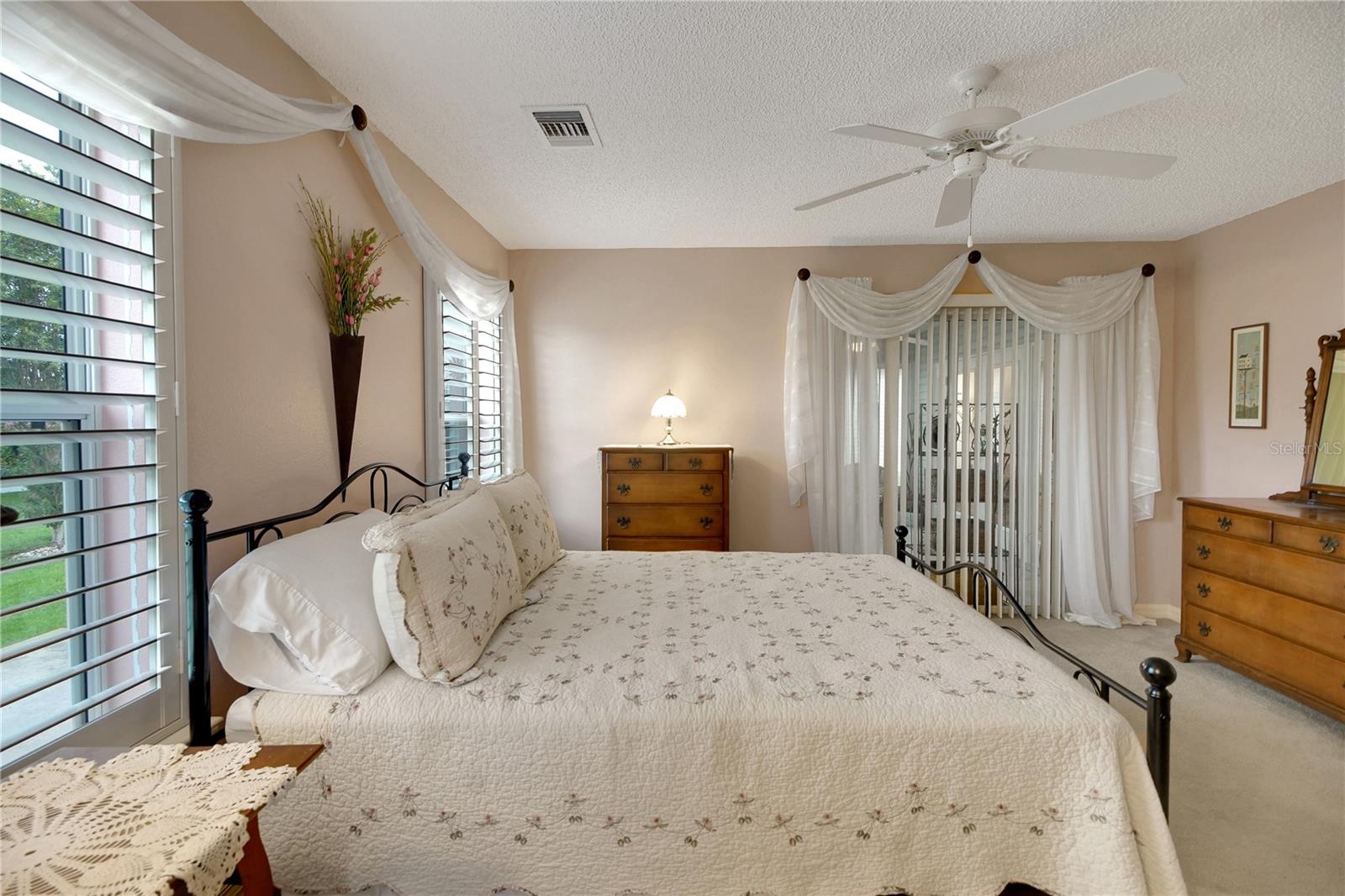 909 Eagles Lndg Property Photo 15