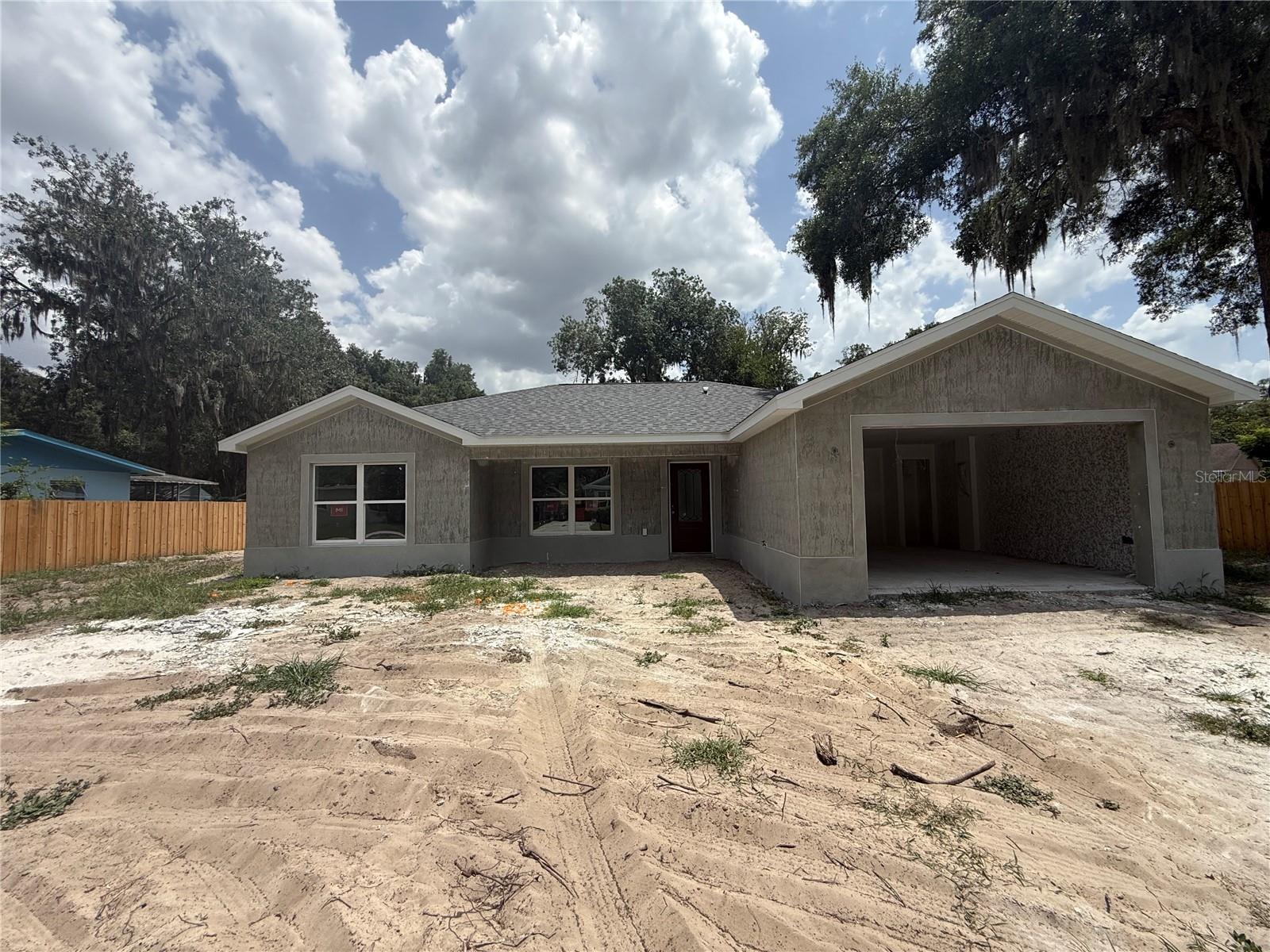 557 County Road 487 Property Photo 1