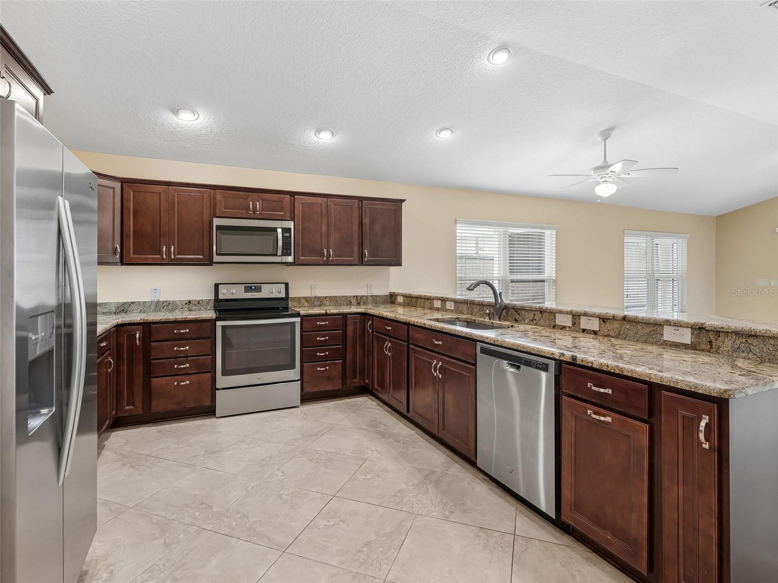 2877 Feustel Ave Property Photo 10