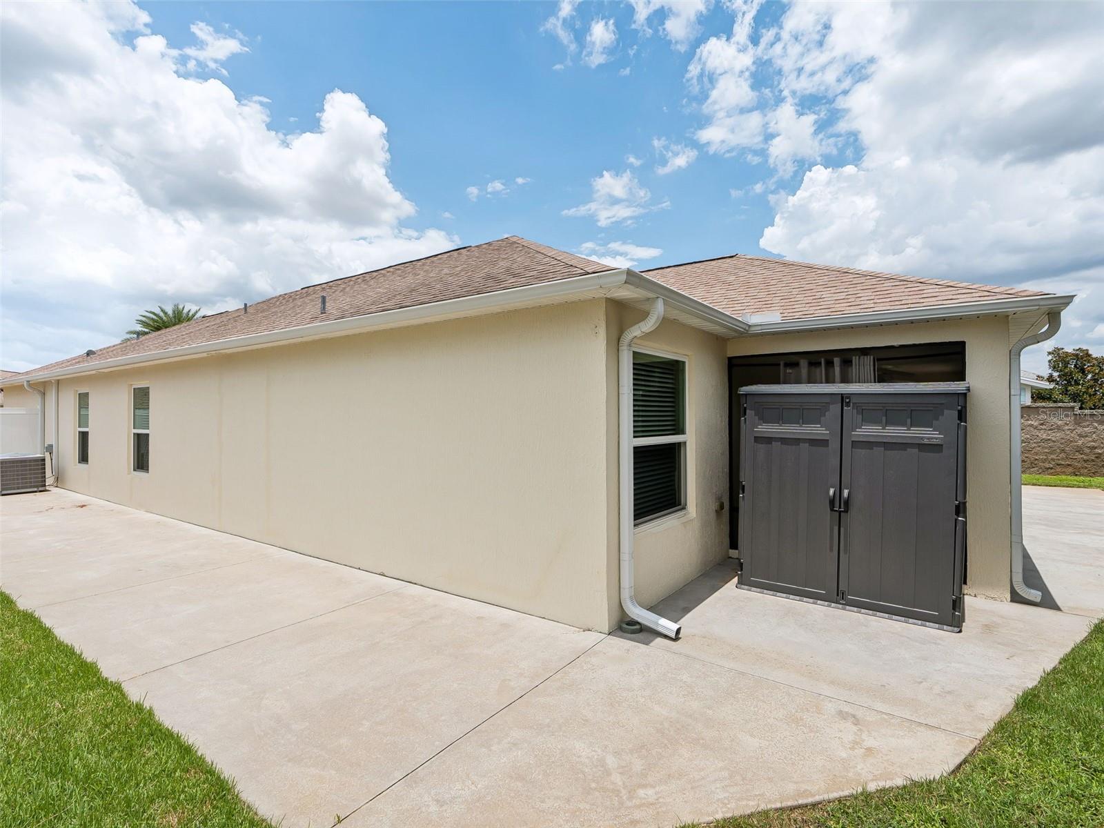 2877 Feustel Ave Property Photo 39