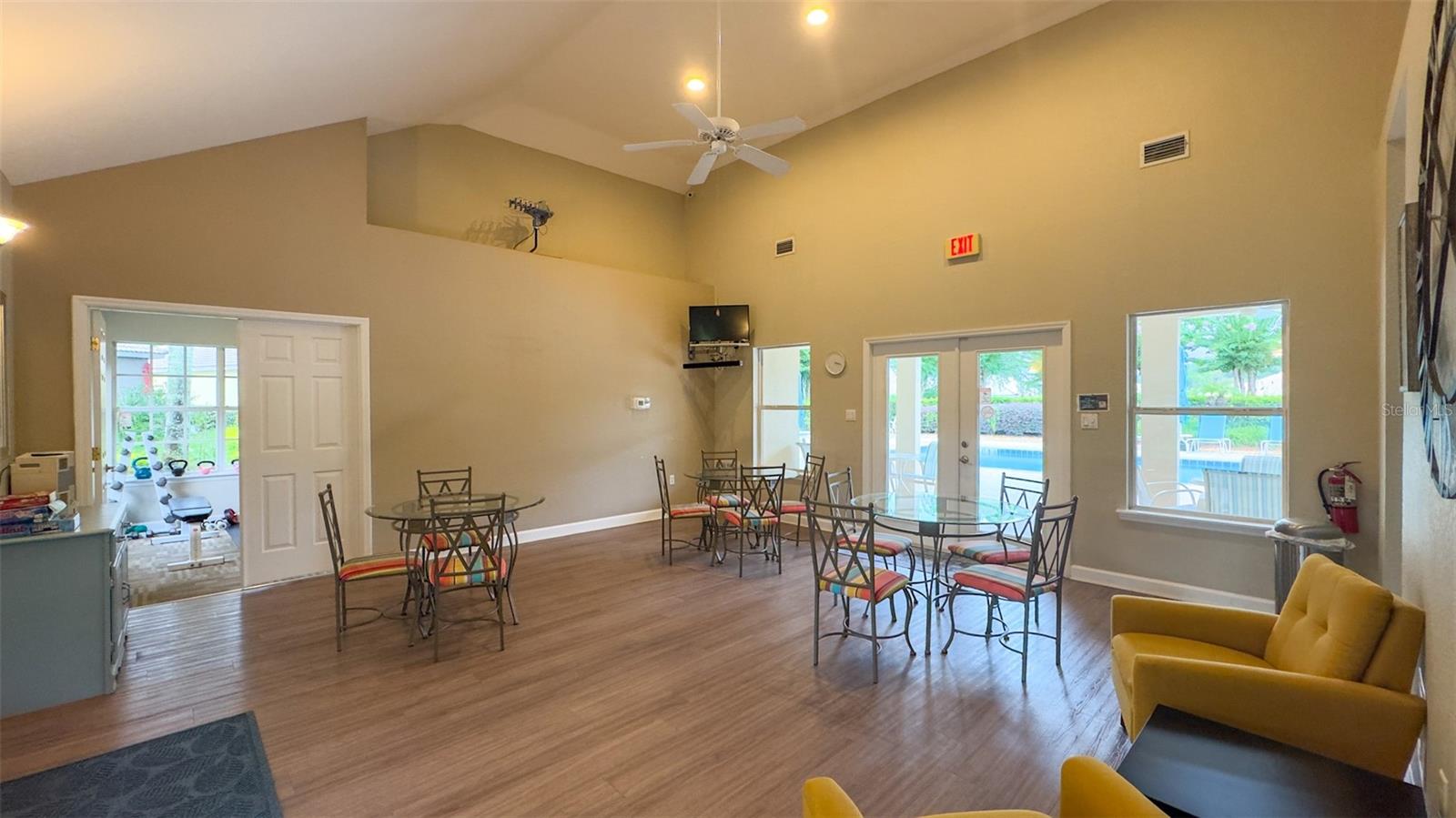 8027 Saint Andrews Way Property Photo 48