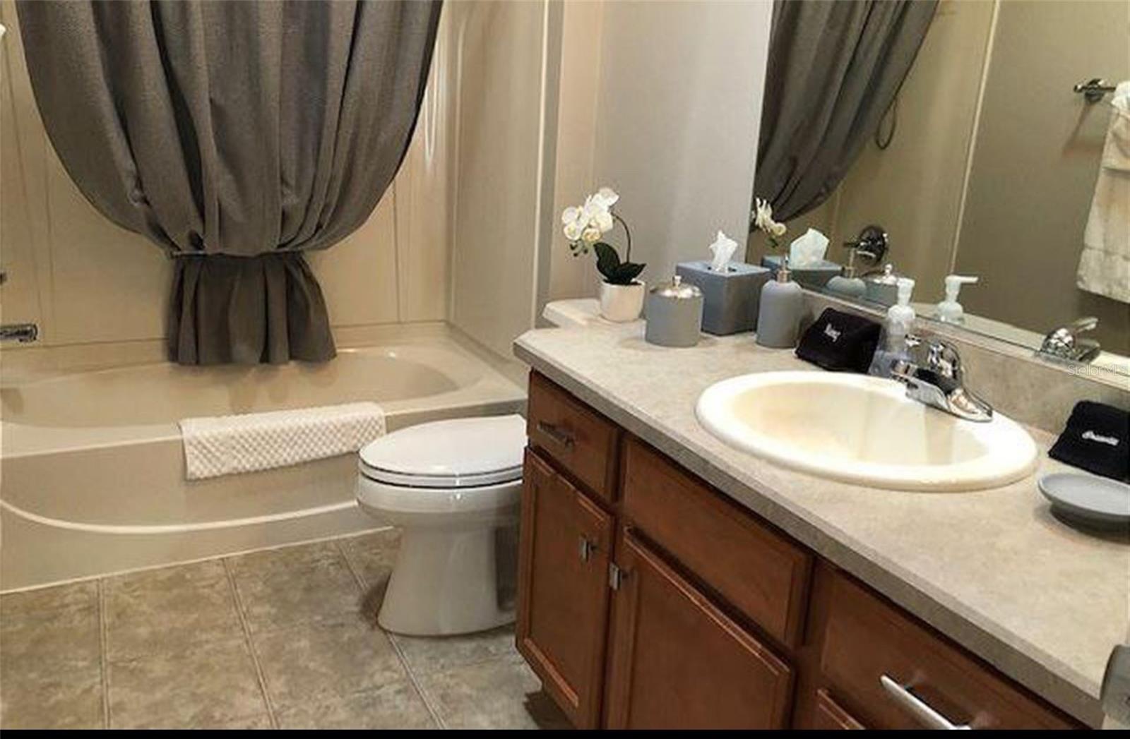 1228 Estill Ave Property Photo 8