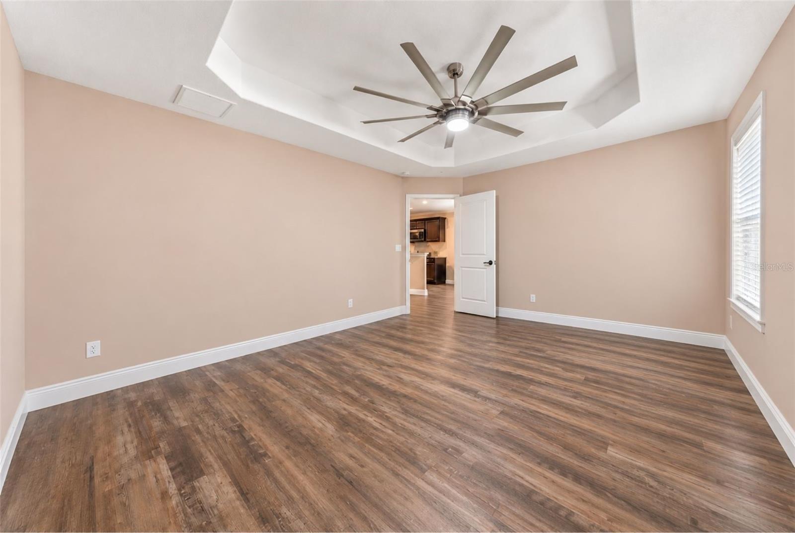 362 Lake St Property Photo 10