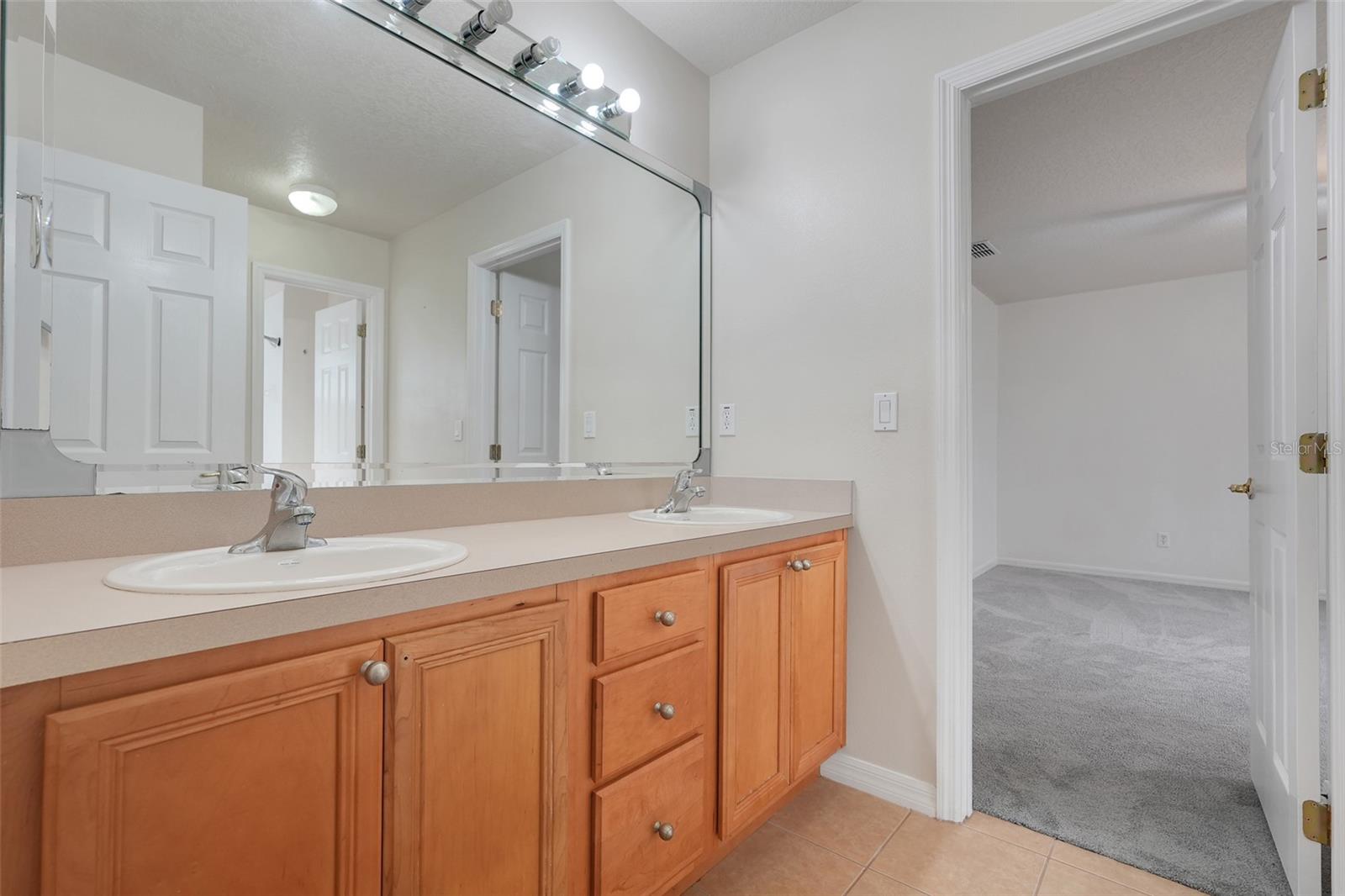 1832 Nature Cove Ln Property Photo 33