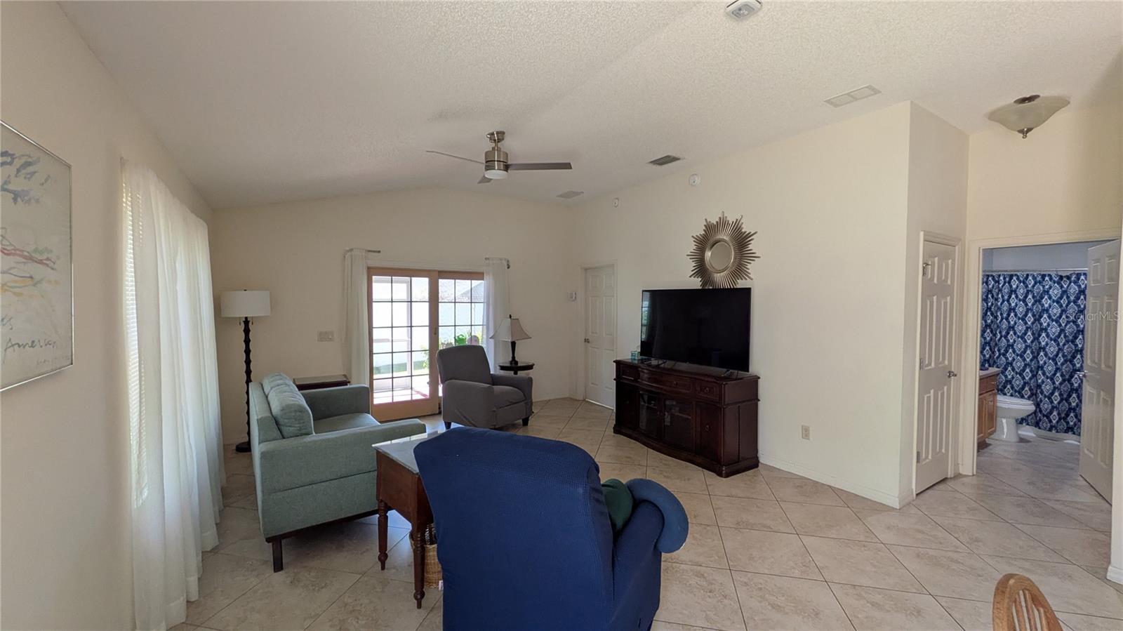1231 Estill Ave Property Photo 5