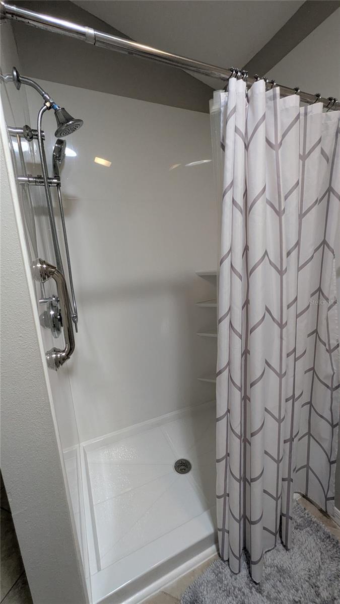 1231 Estill Ave Property Photo 11