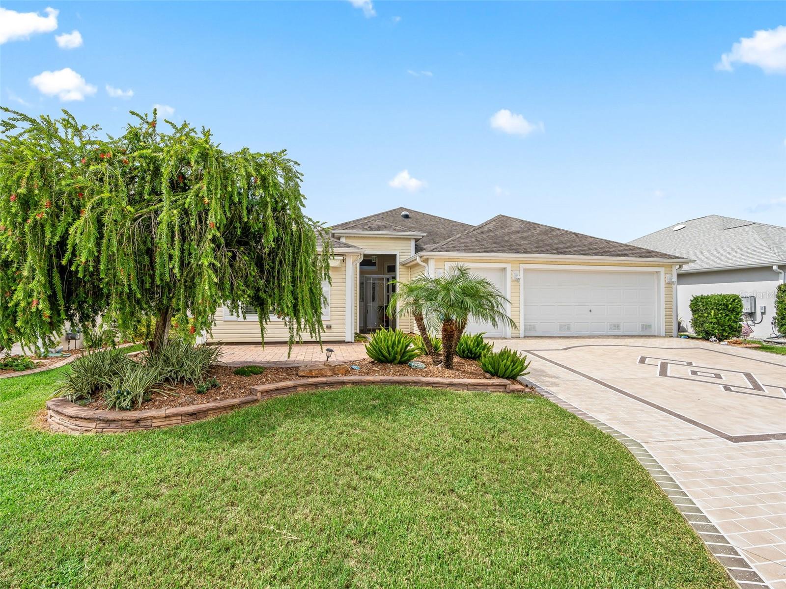 2716 Lyall Loop Property Photo 7