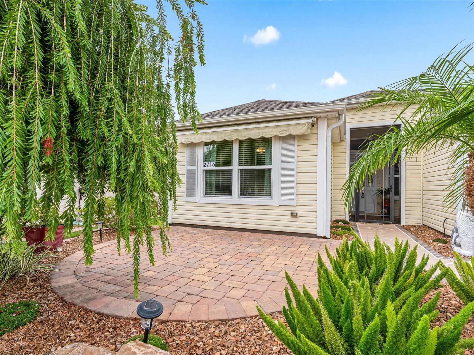 2716 Lyall Loop Property Photo 9