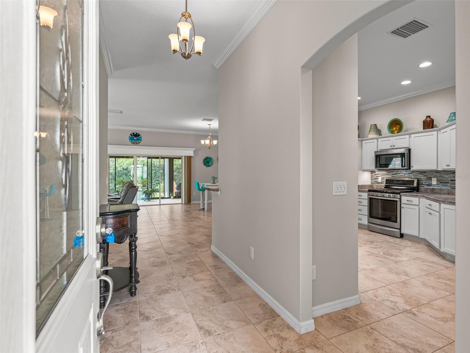 2716 Lyall Loop Property Photo 11