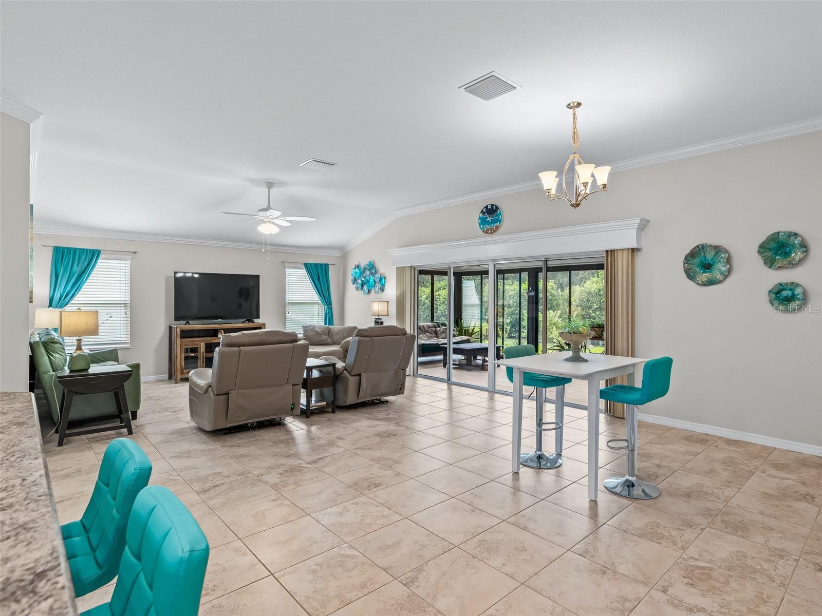 2716 Lyall Loop Property Photo 18