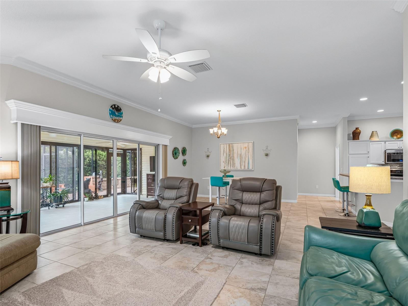 2716 Lyall Loop Property Photo 23