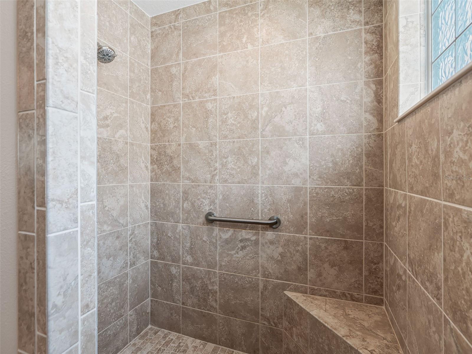 2716 Lyall Loop Property Photo 31