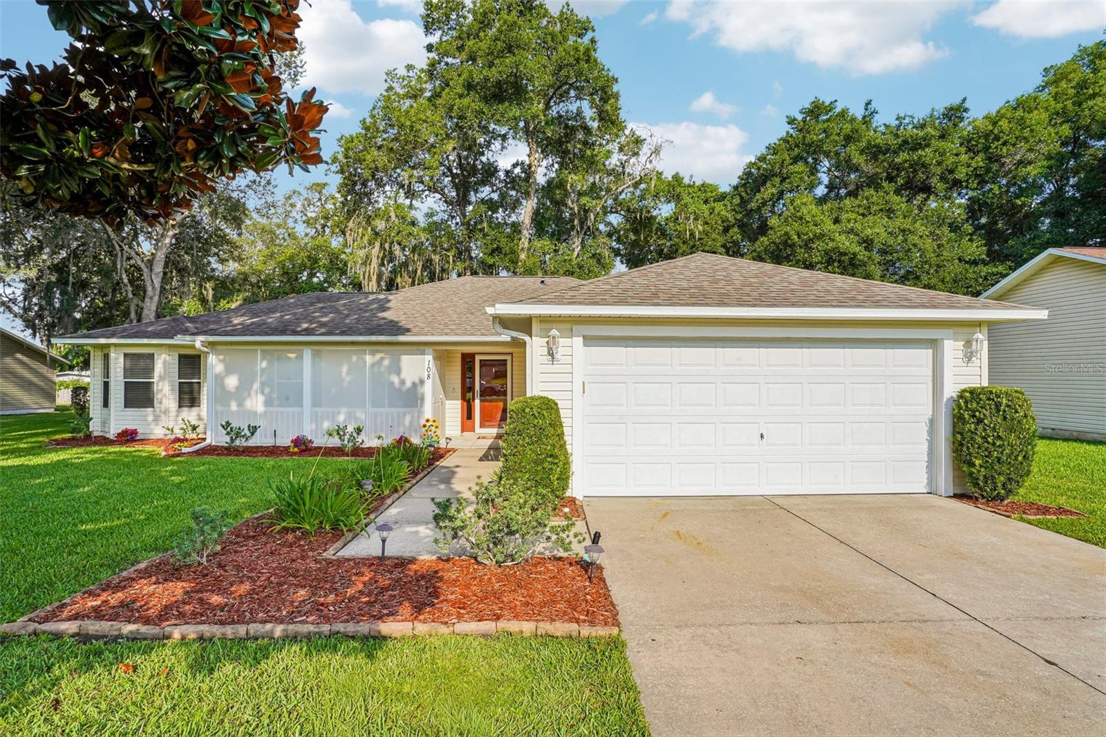 108 Cherry Blossom Ln Property Photo 1