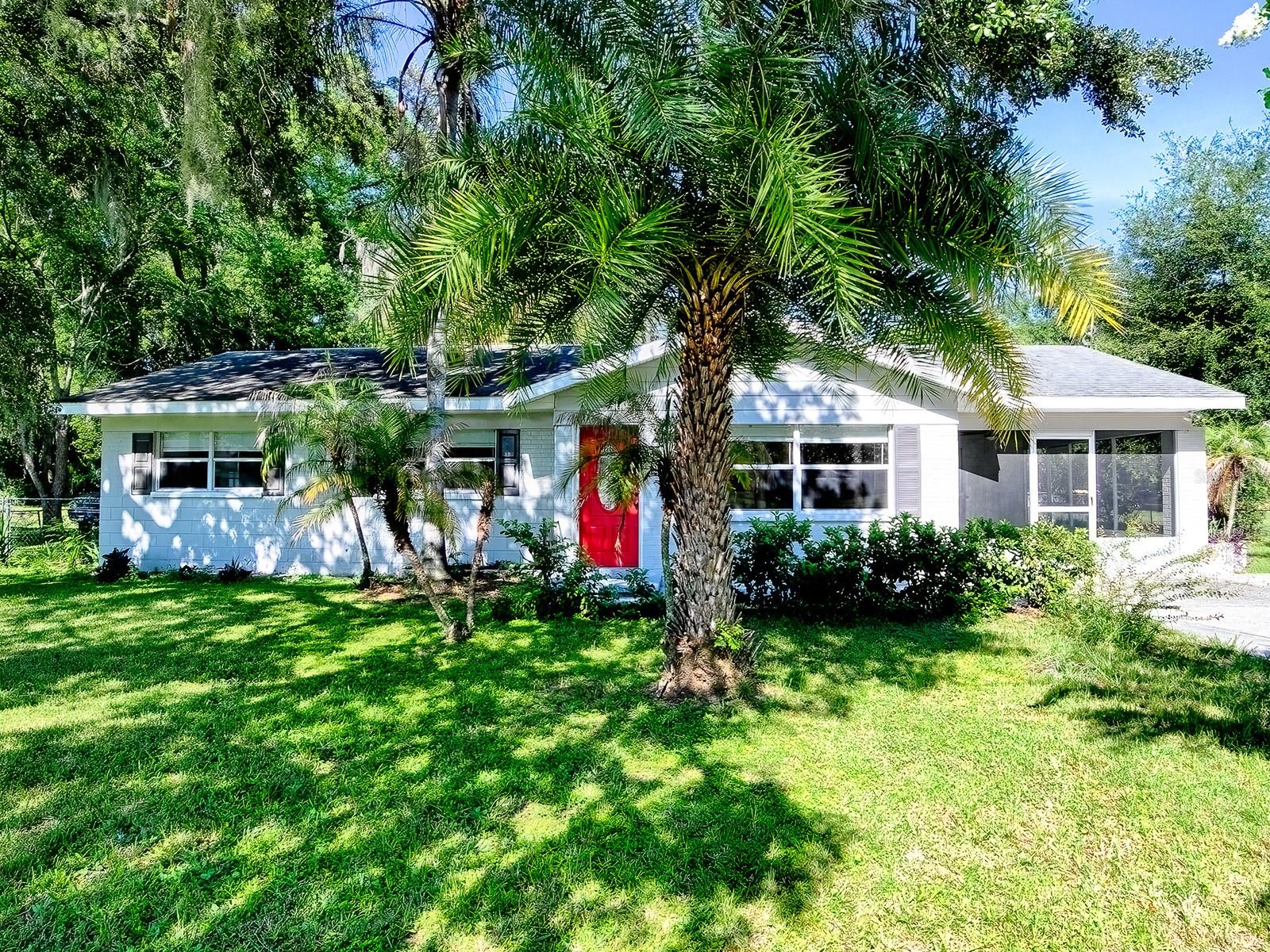 1361 Peters Dr Property Photo 1