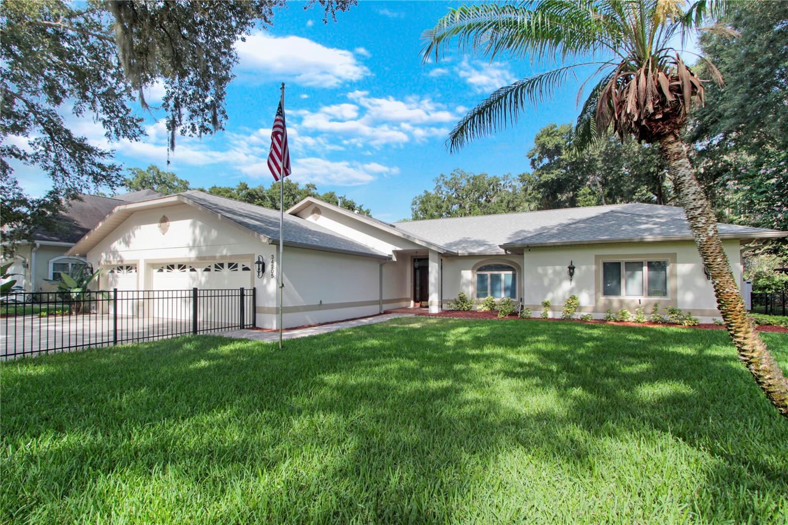 34205 Park Ln Property Photo 1