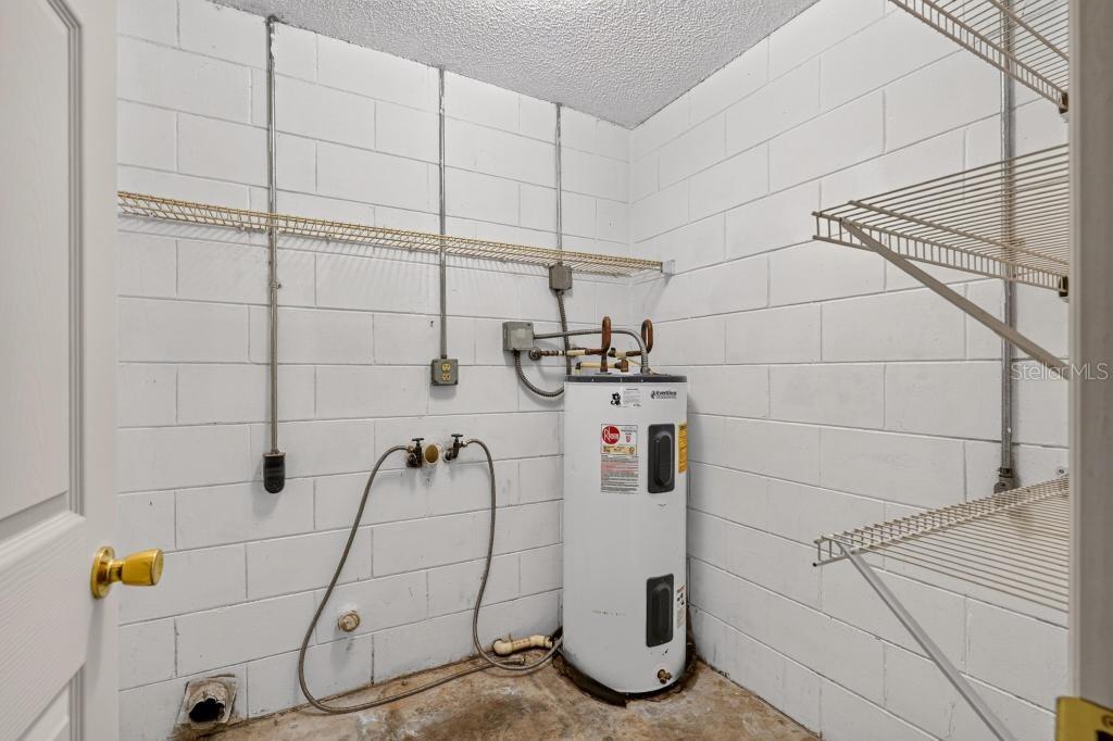 57 Cayman Cir Property Photo 33
