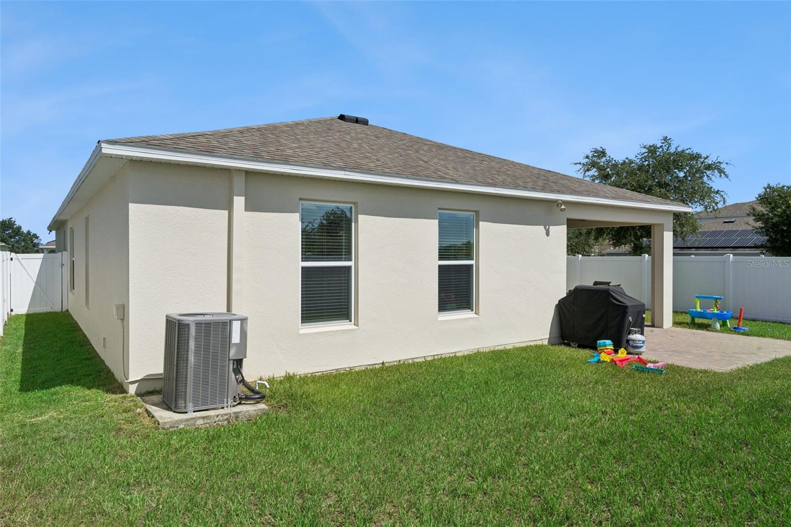 253 Sparrow Hawk Dr Property Photo 25