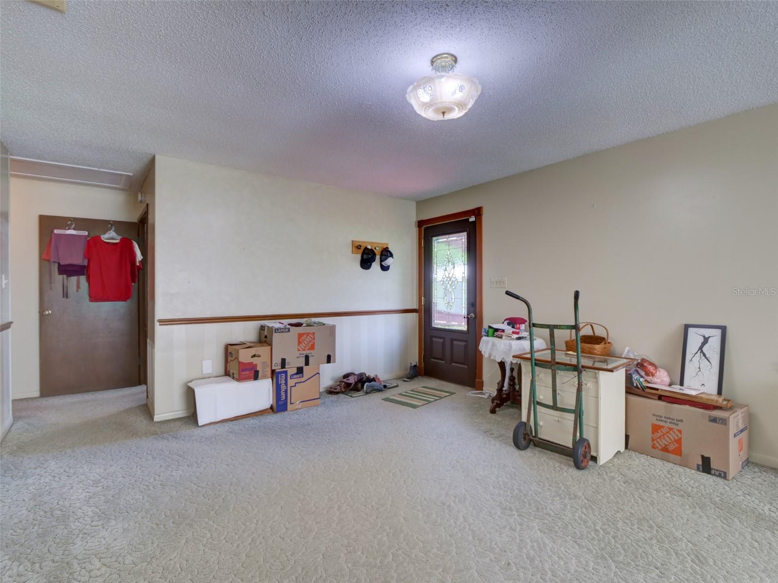 314 N York St Property Photo 13