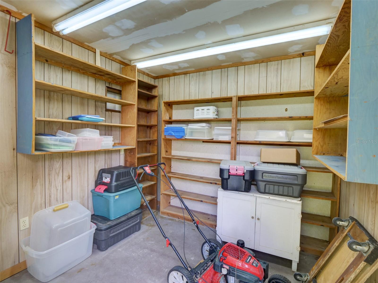 314 N York St Property Photo 28