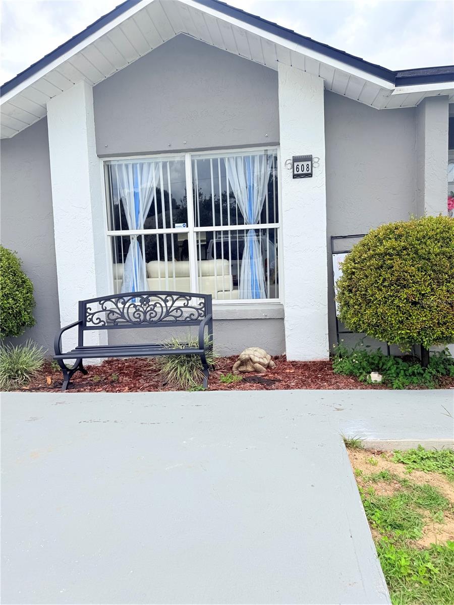 608 Jaguar Ct Property Photo 4