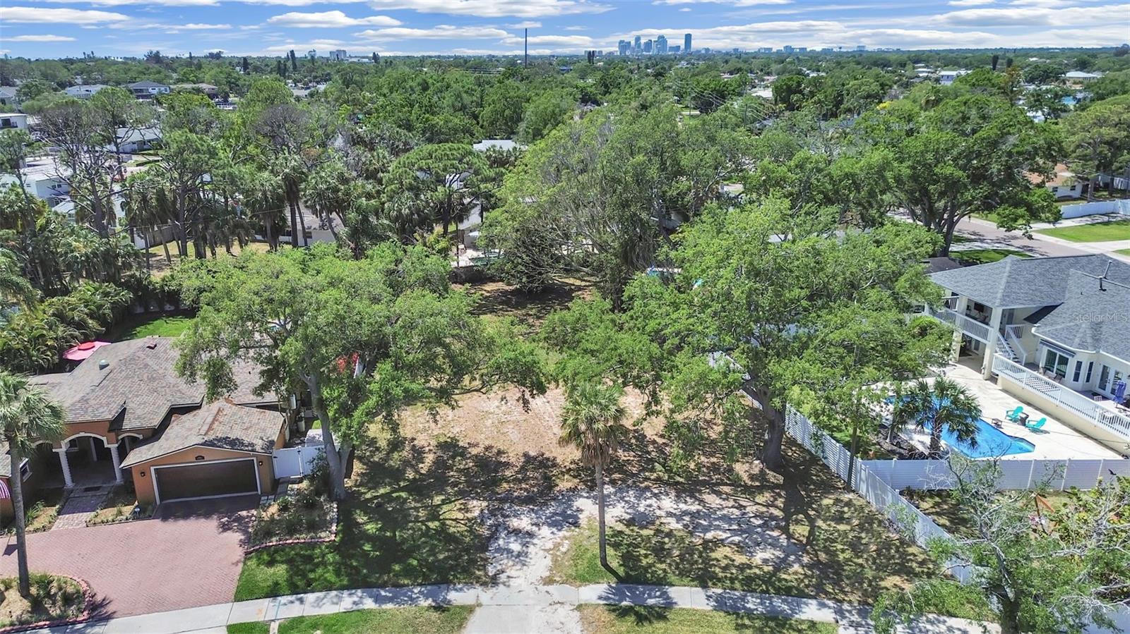 5438 Bayou Grande Blvd Ne Property Photo 9