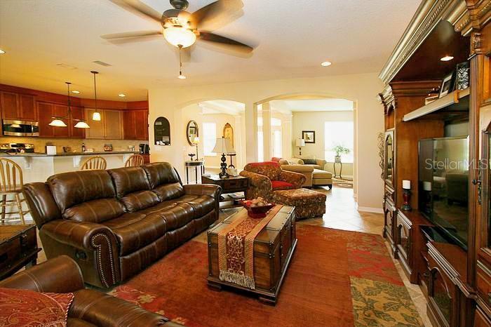 1195 Lattimore Dr Property Photo 6