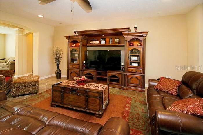 1195 Lattimore Dr Property Photo 7