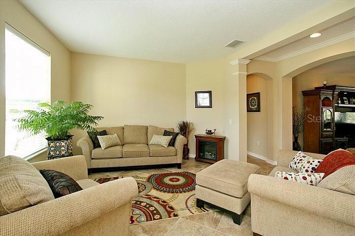 1195 Lattimore Dr Property Photo 8