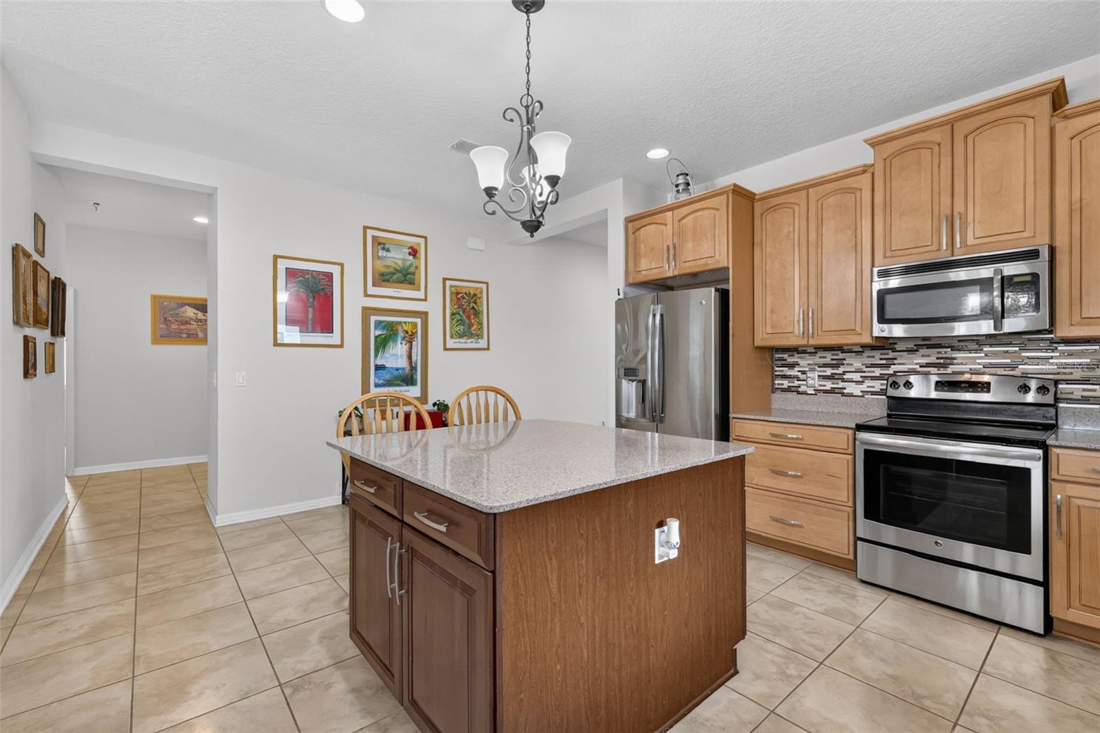 3115 Zander Dr Property Photo 10
