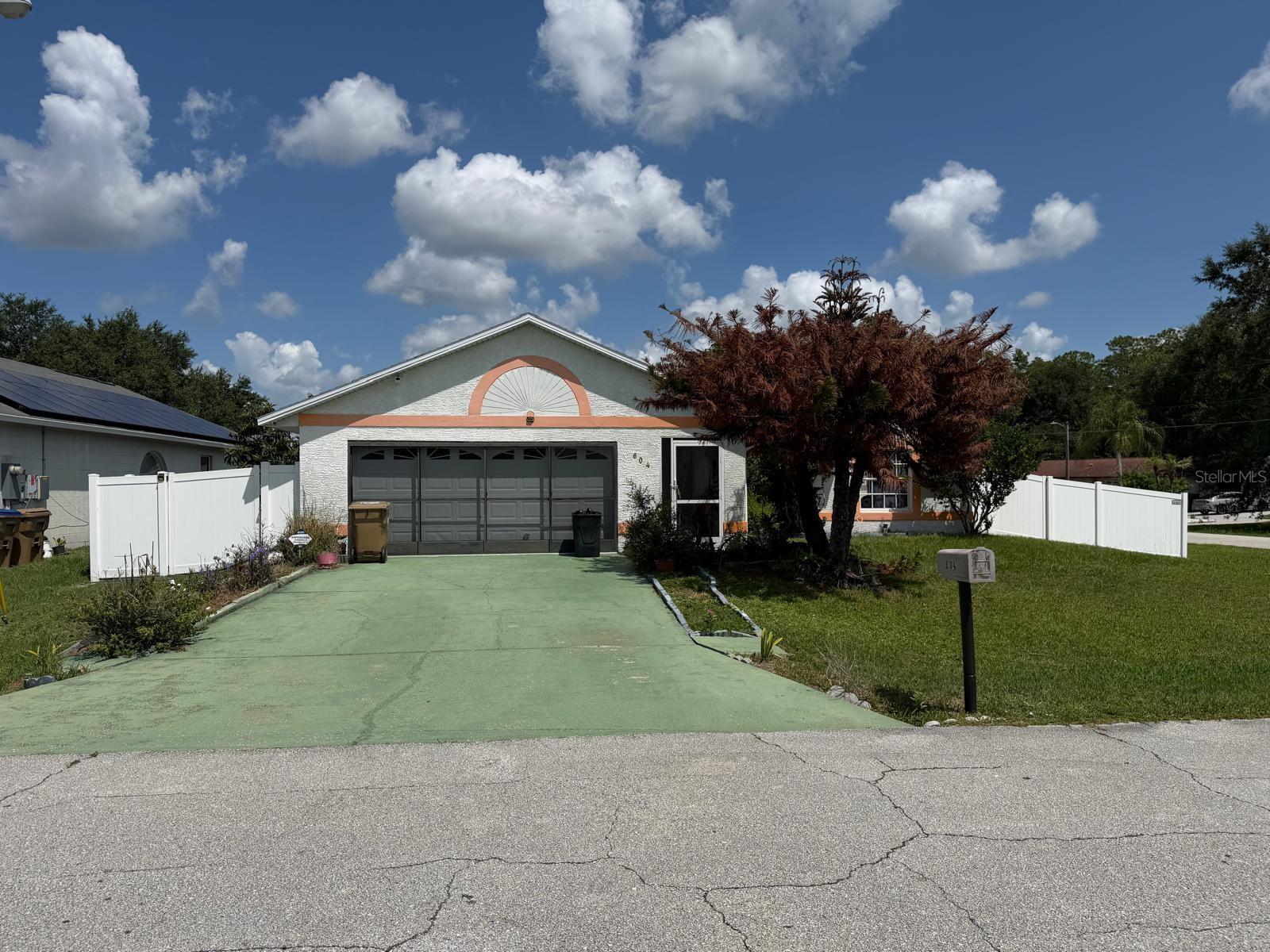 604 Mayan Pl Property Photo 1