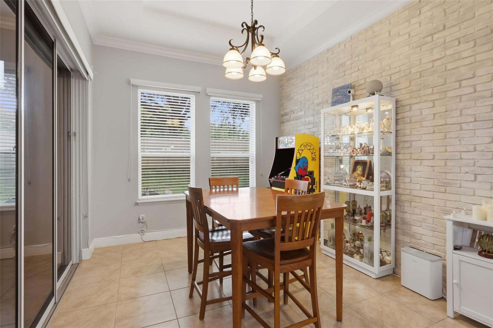 273 Silver Maple Rd Property Photo 11