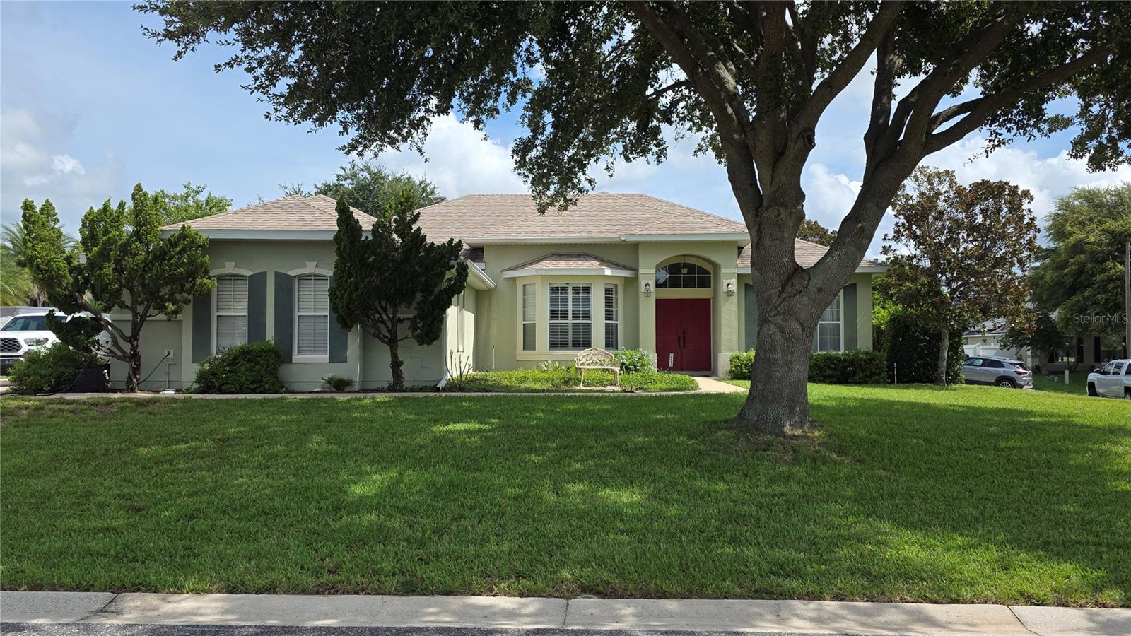 36812 QUEEN BEE LN