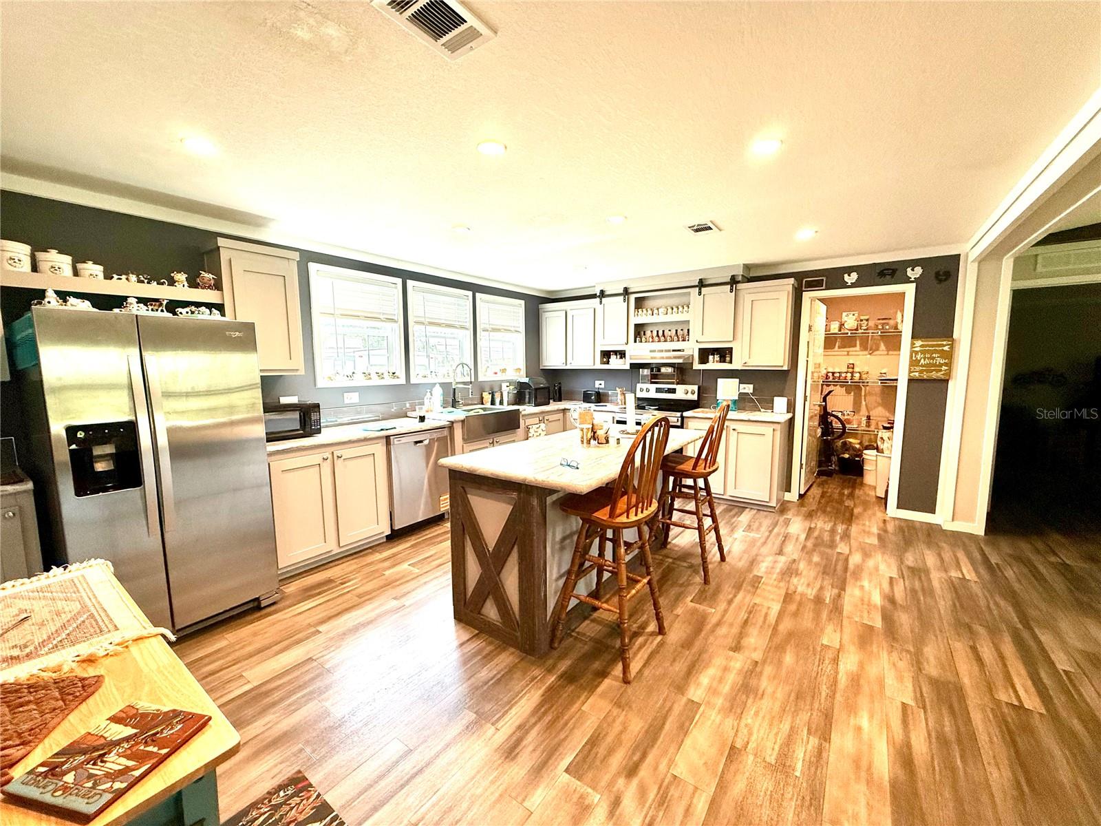 7589 Cr 763 Property Photo 11