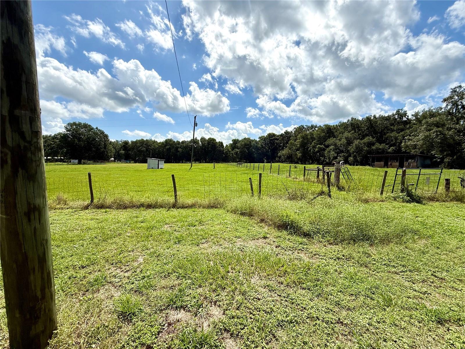 7589 Cr 763 Property Photo 46