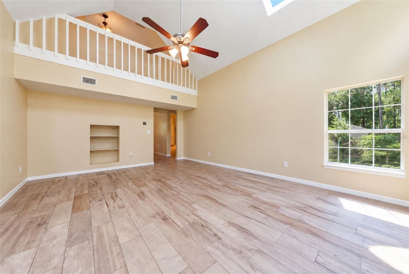 44131 Parkway Ln Property Photo 10