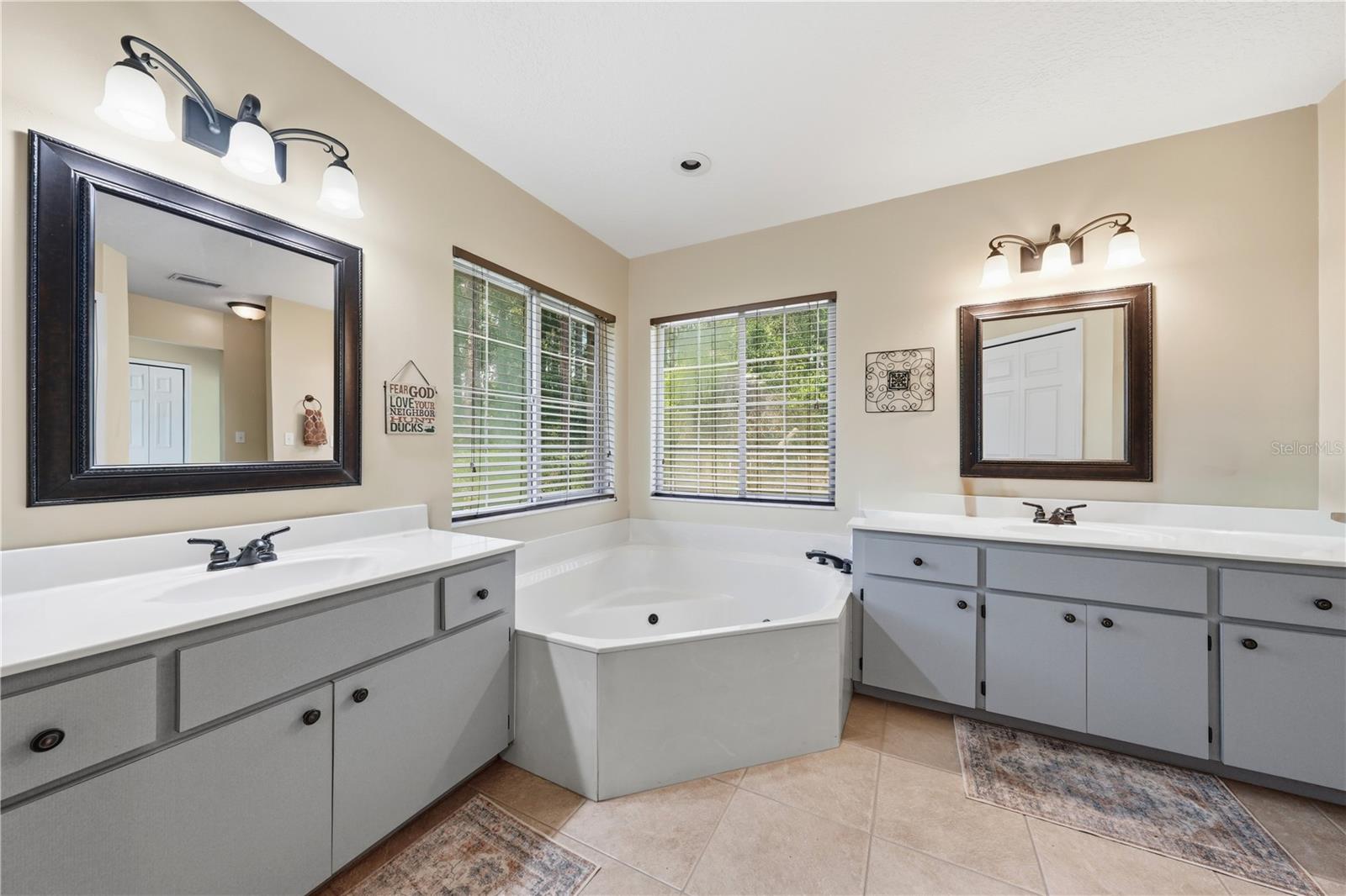 44131 Parkway Ln Property Photo 24
