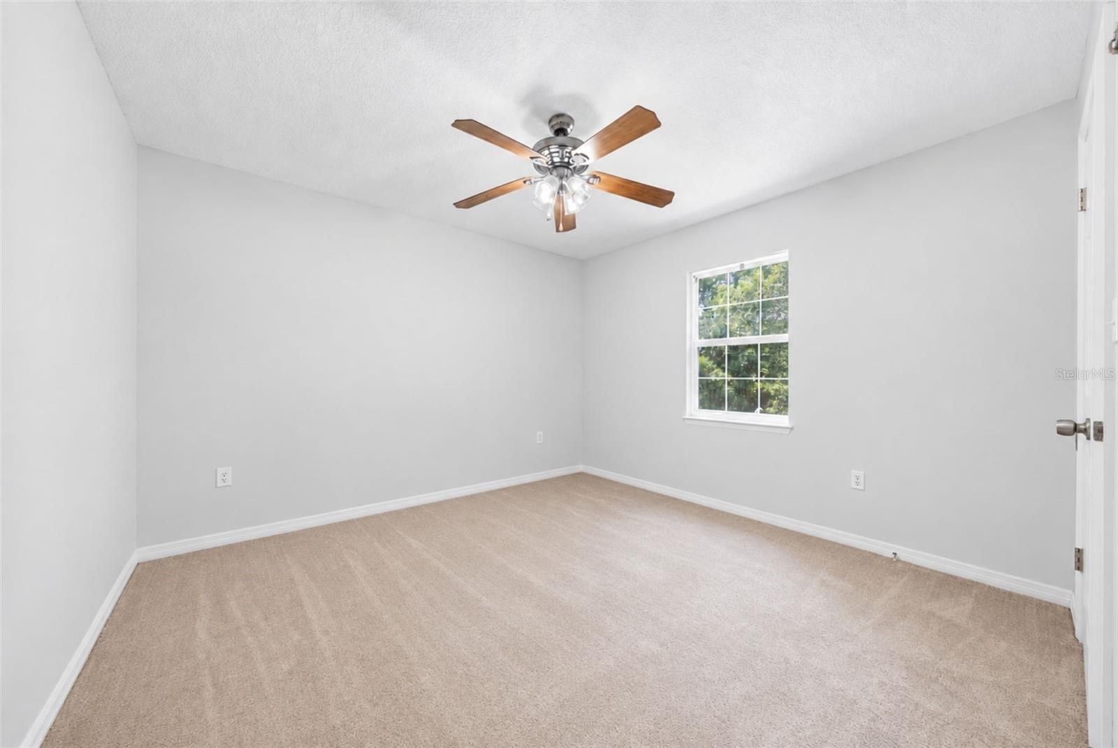 44131 Parkway Ln Property Photo 33