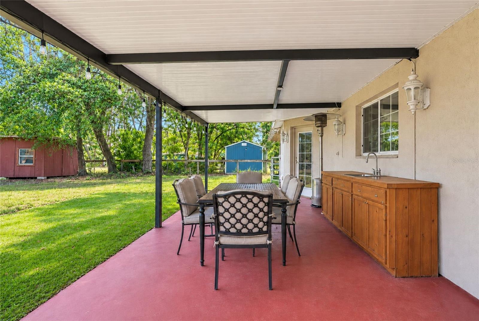 44131 Parkway Ln Property Photo 44