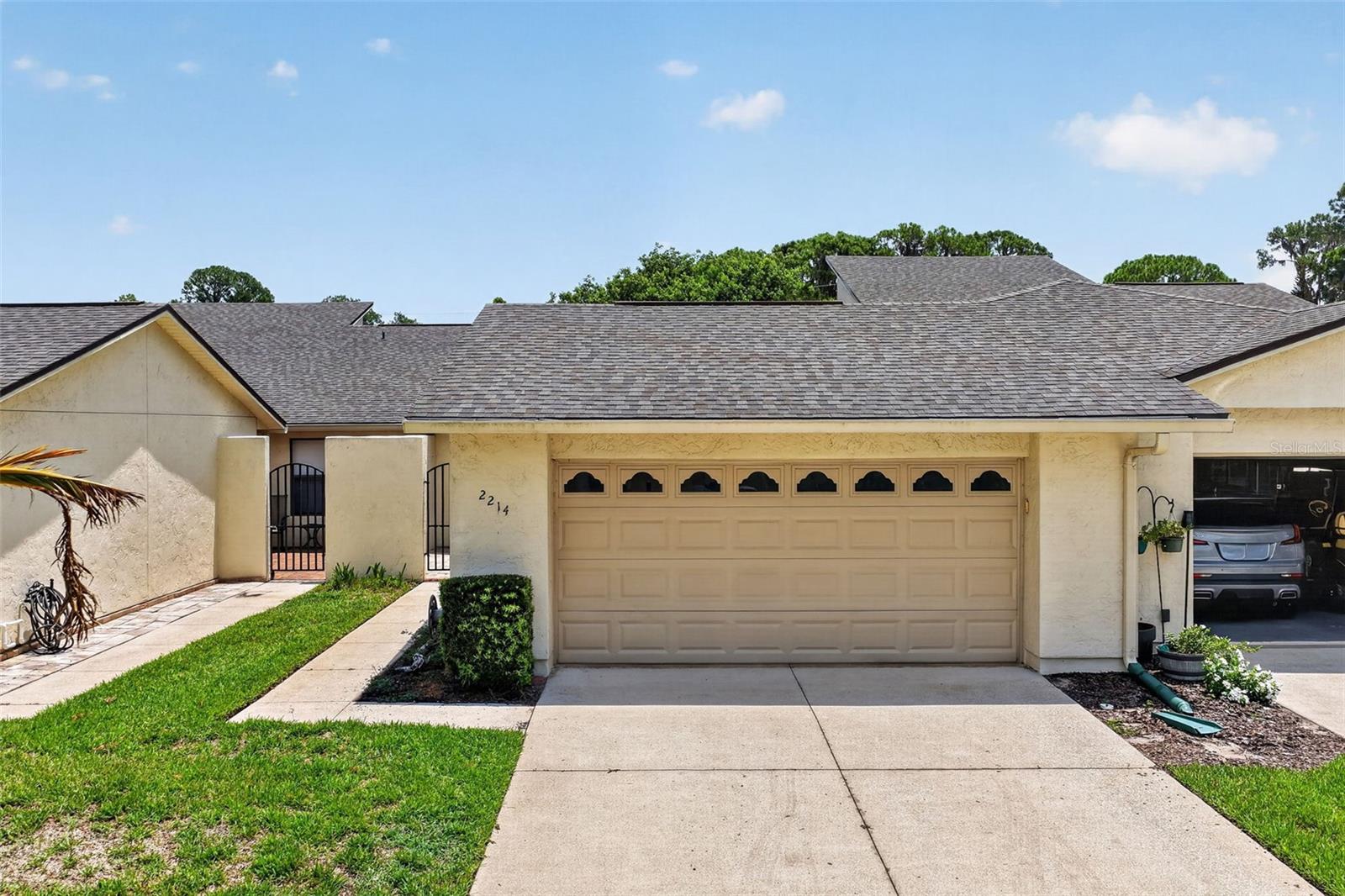 2214 Cypress Cove Dr #4 Property Photo 2