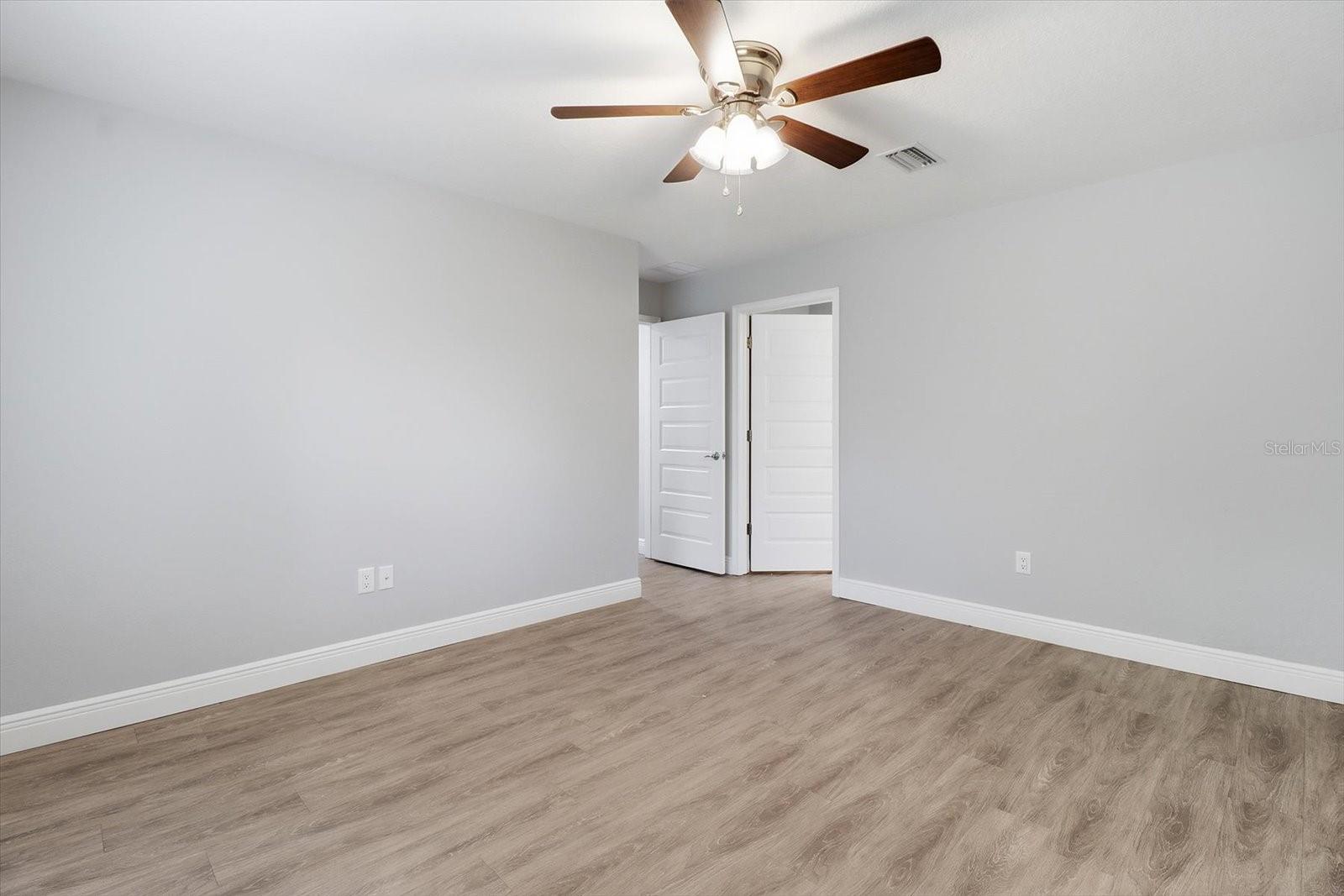 9143/9141 N Travis Dr Property Photo 27