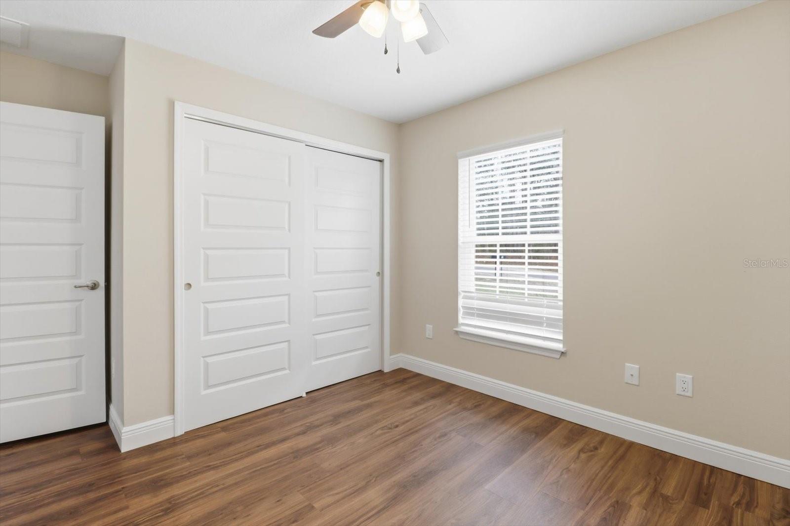 9144/9146 N Peachtree Way Property Photo 23