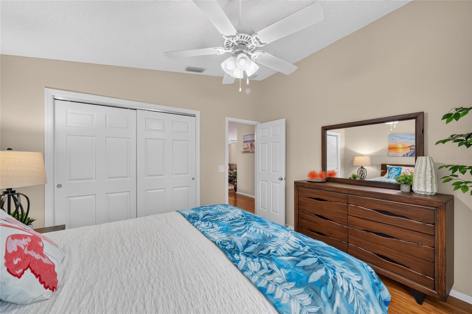 2673 Suffolk St Property Photo 18