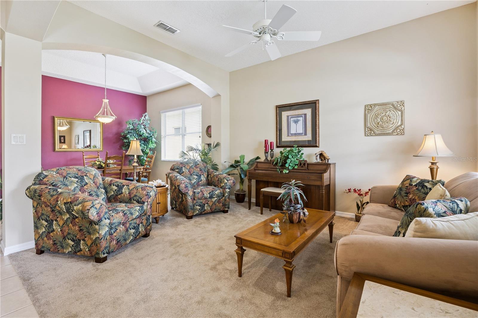 24403 Amberleaf Ct Property Photo 3
