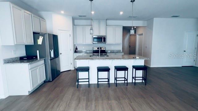 680 Bloom Ter Property Photo 3