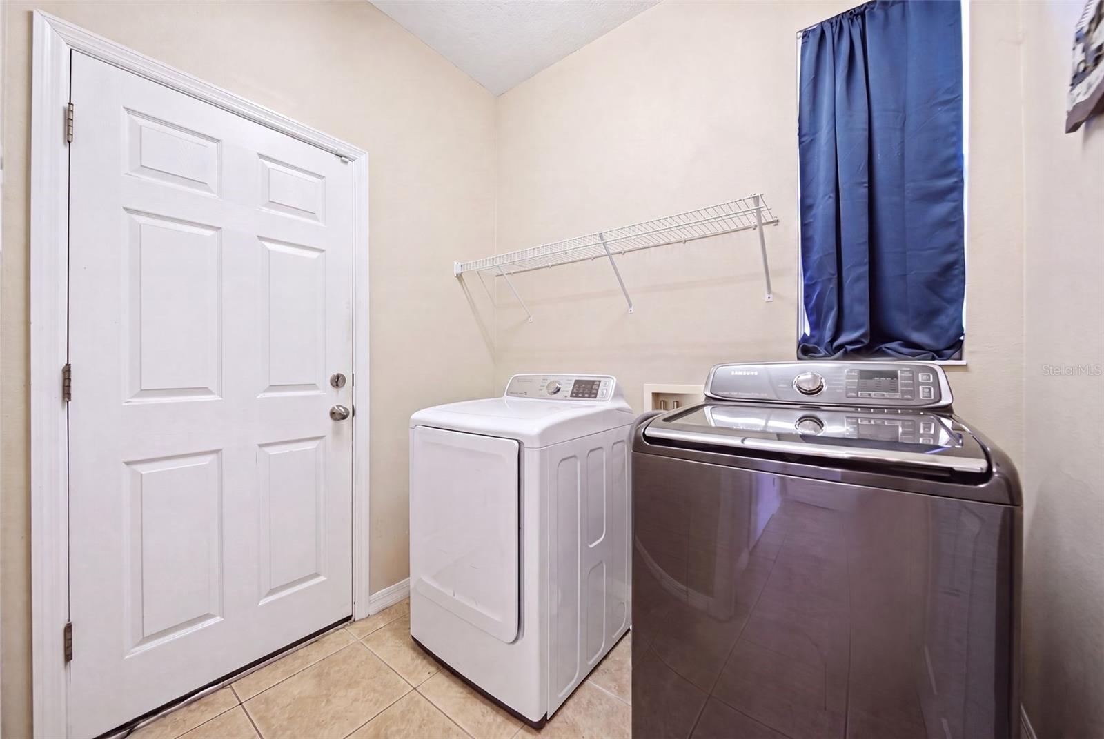 2391 Sabastian St Property Photo 18