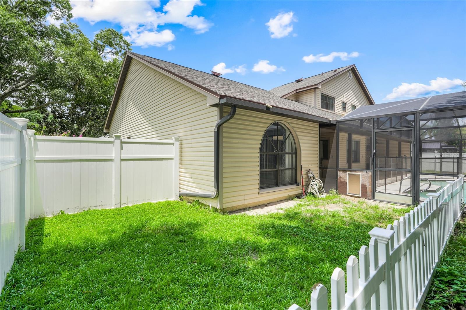 305 Forrest Crest Ct Property Photo 43