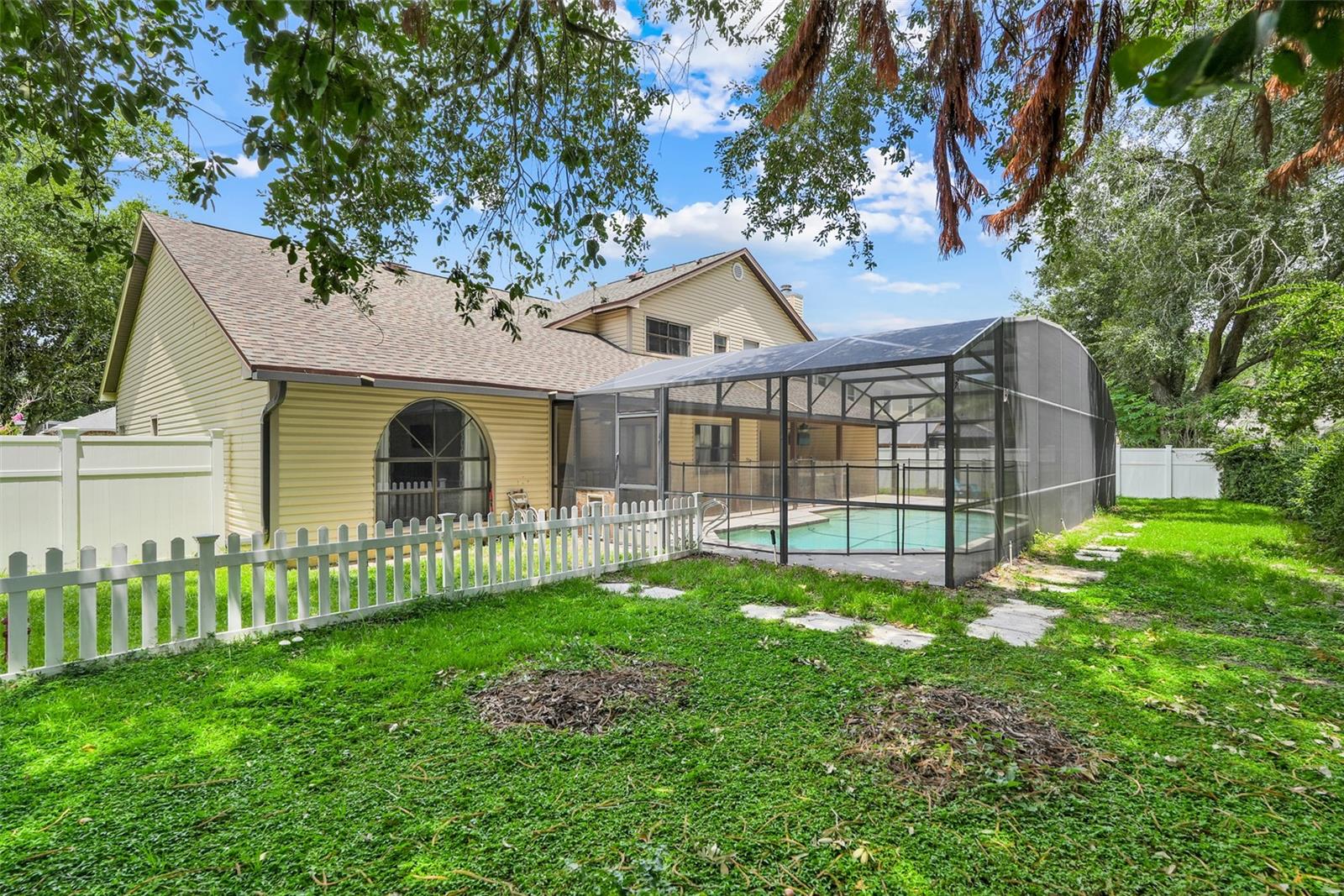 305 Forrest Crest Ct Property Photo 45