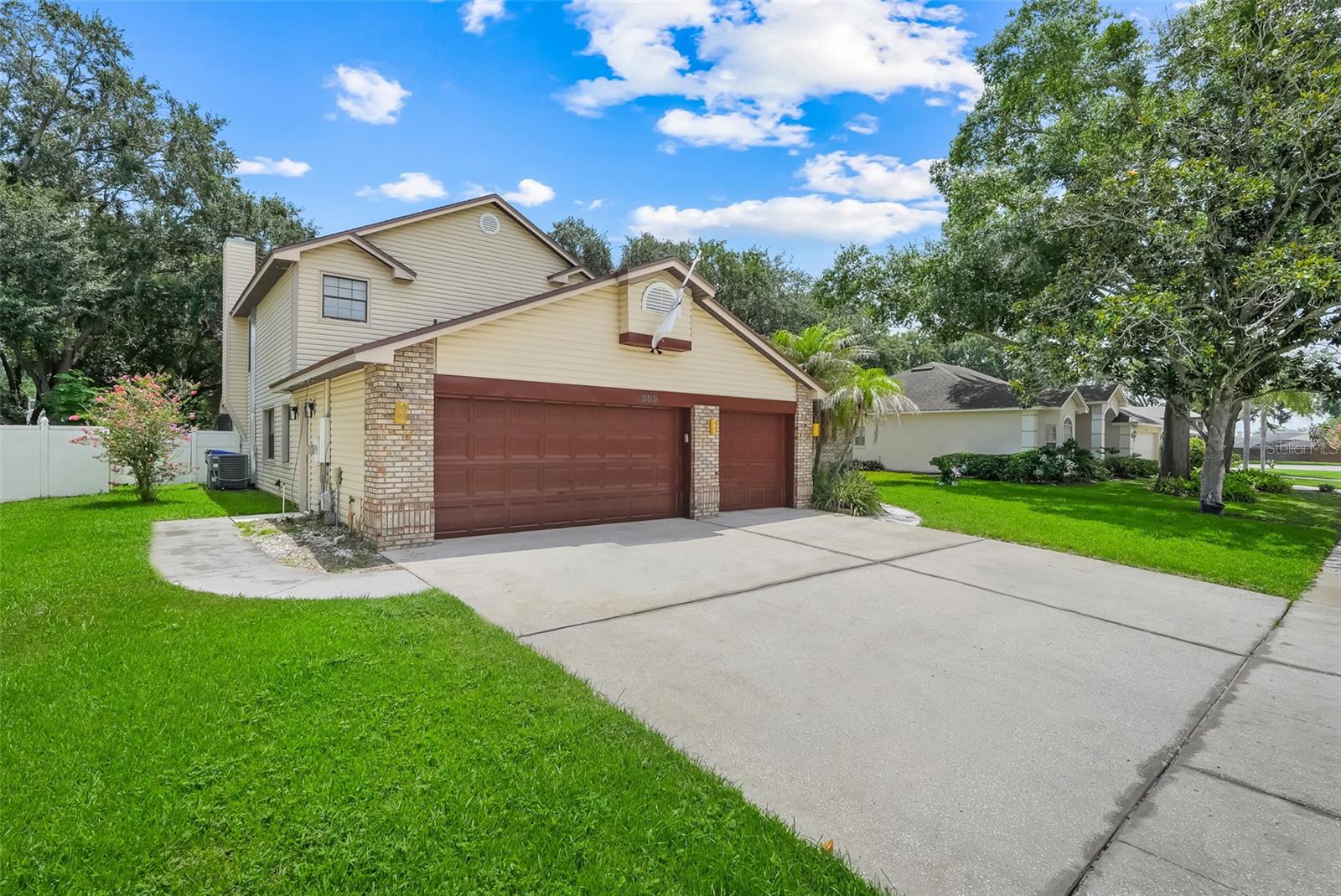305 Forrest Crest Ct Property Photo 47